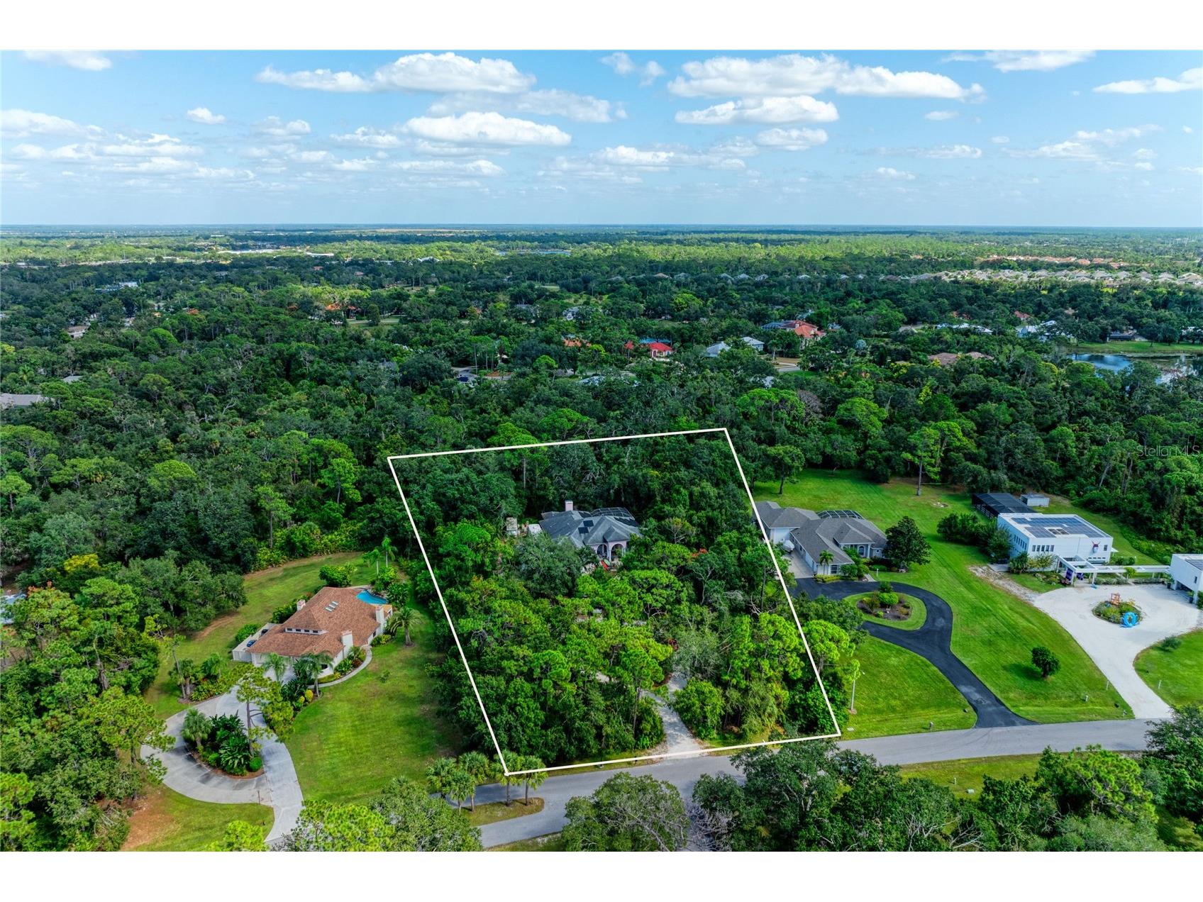 4823 Hoyer Drive Sarasota FL 34241 A4670172 image1