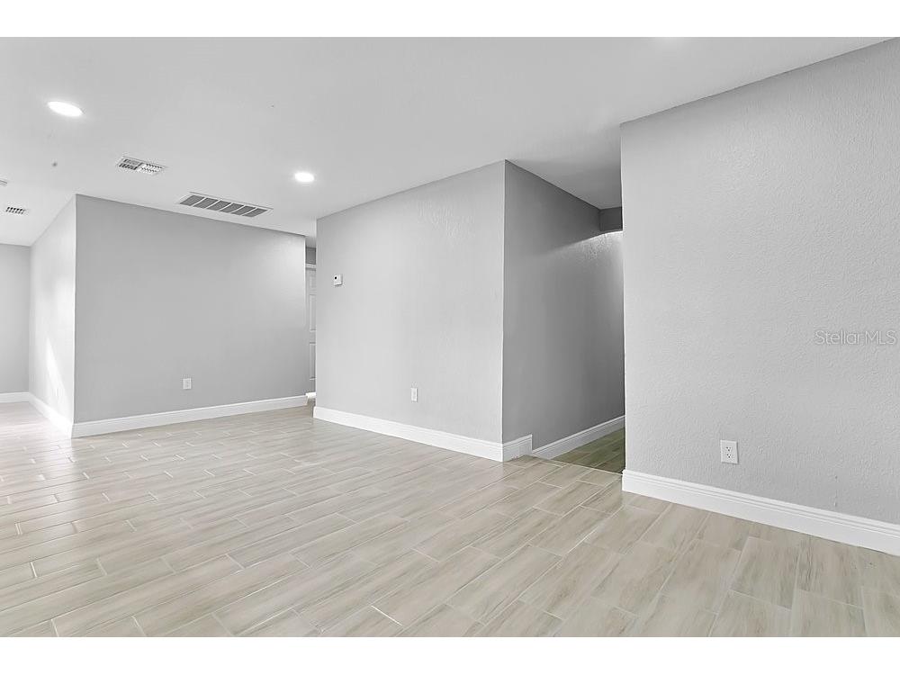 4823 Kathy Jo Terrace Orlando FL 32808 O6372845 image10