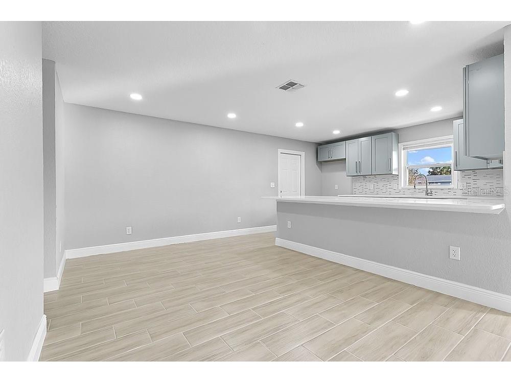 4823 Kathy Jo Terrace Orlando FL 32808 O6372845 image9