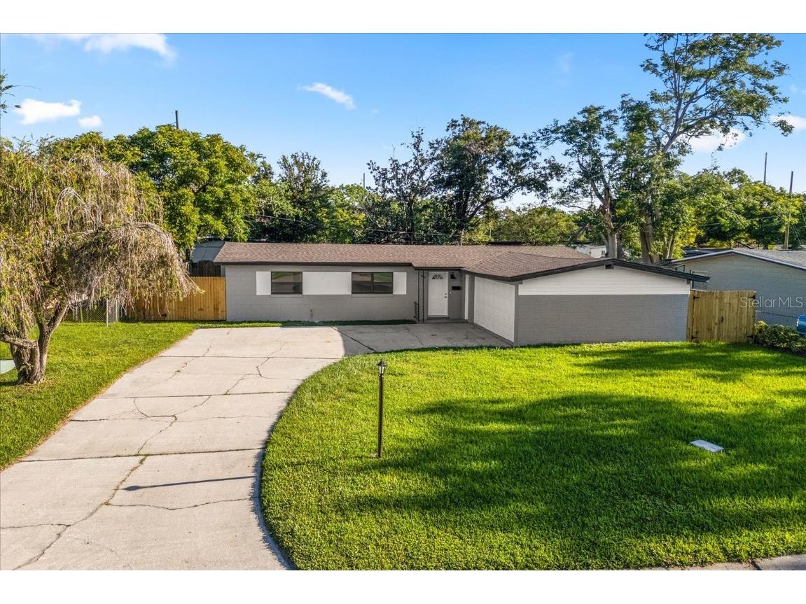4823 Pine Needle Drive Orlando FL 32808 O6337118 image1