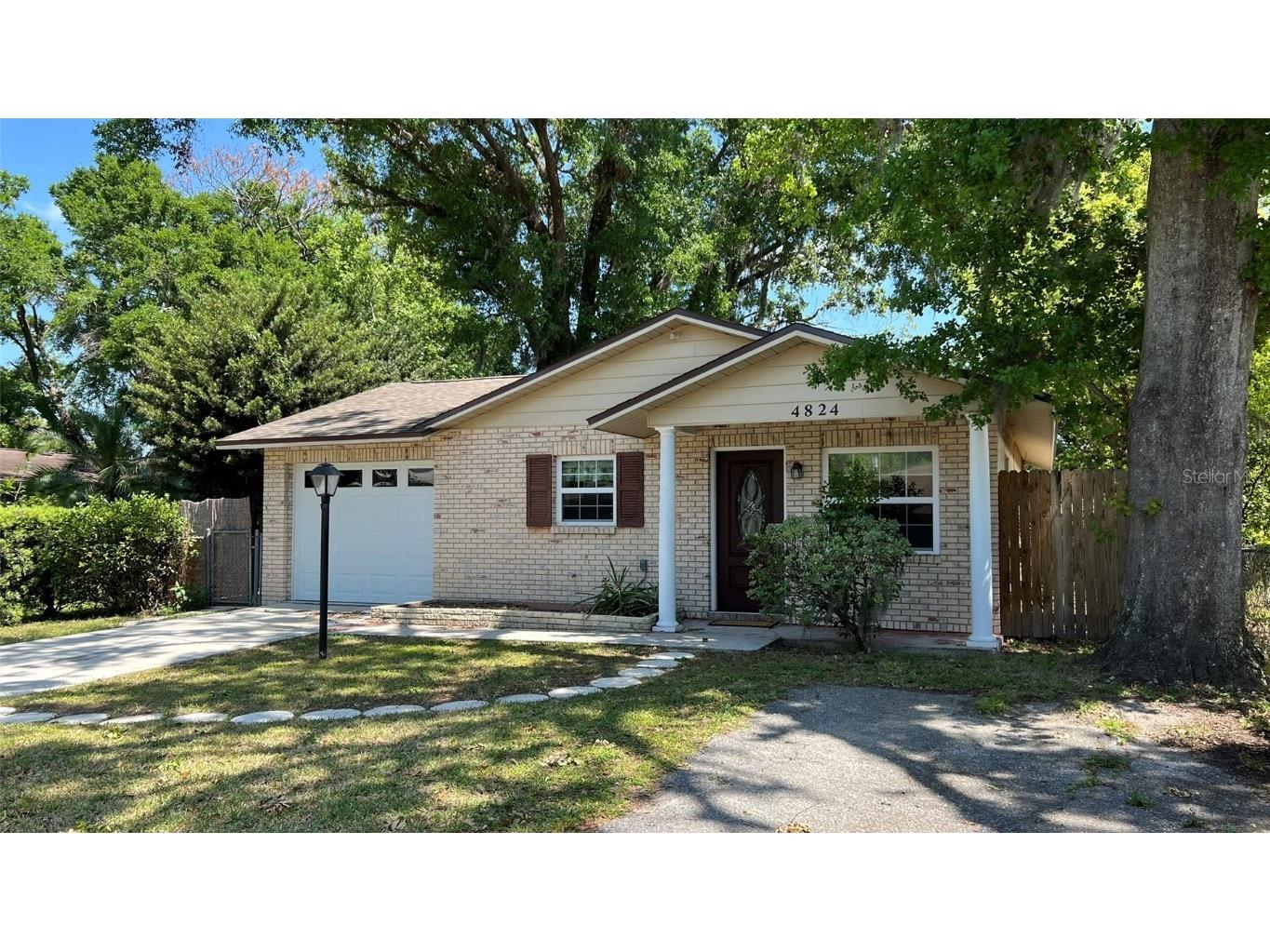 4824 16th Street Zephyrhills FL 33542 TB8369048 image1