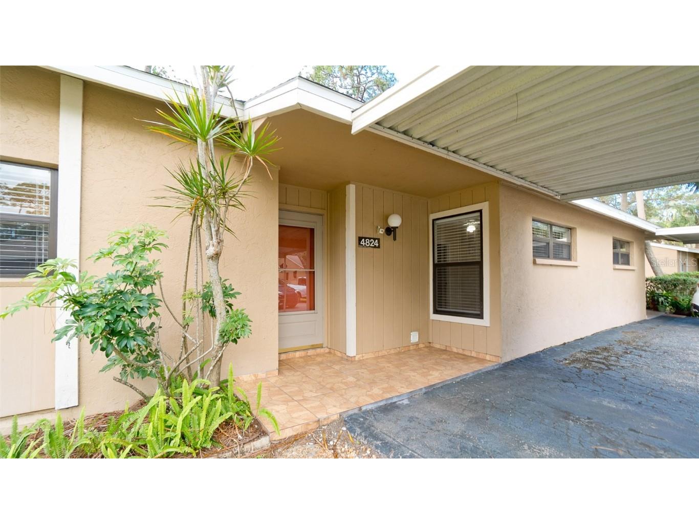 4824 Village Gardens Drive #111 Sarasota FL 34234 A4560556 image1