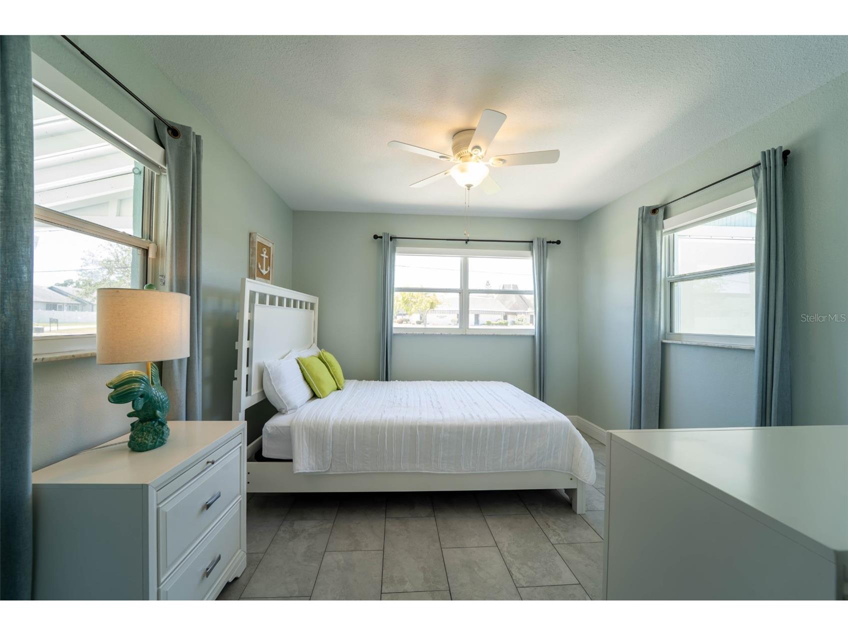 4825 Floramar Terrace New Port Richey FL 34652 TB8507150 image3