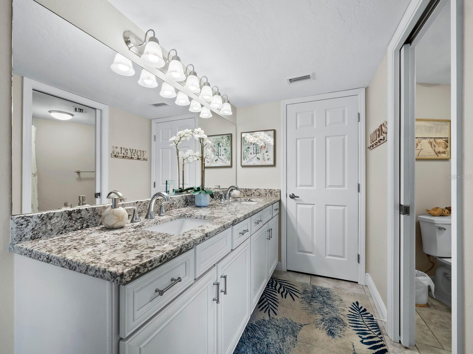 4825 Gulf Of Mexico Drive #105 Longboat Key FL 34228 - GULF OF MEXICO A4667044 image26