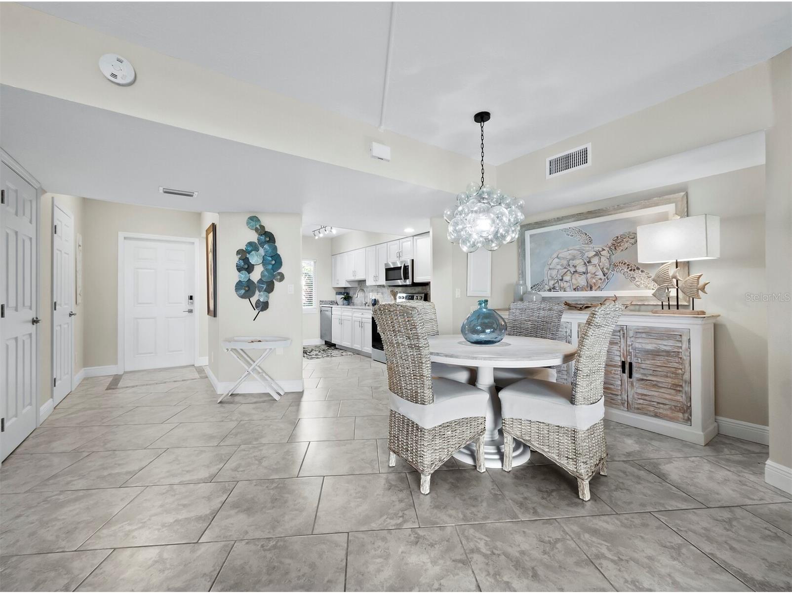 4825 Gulf Of Mexico Drive #105 Longboat Key FL 34228 - GULF OF MEXICO A4667044 image6