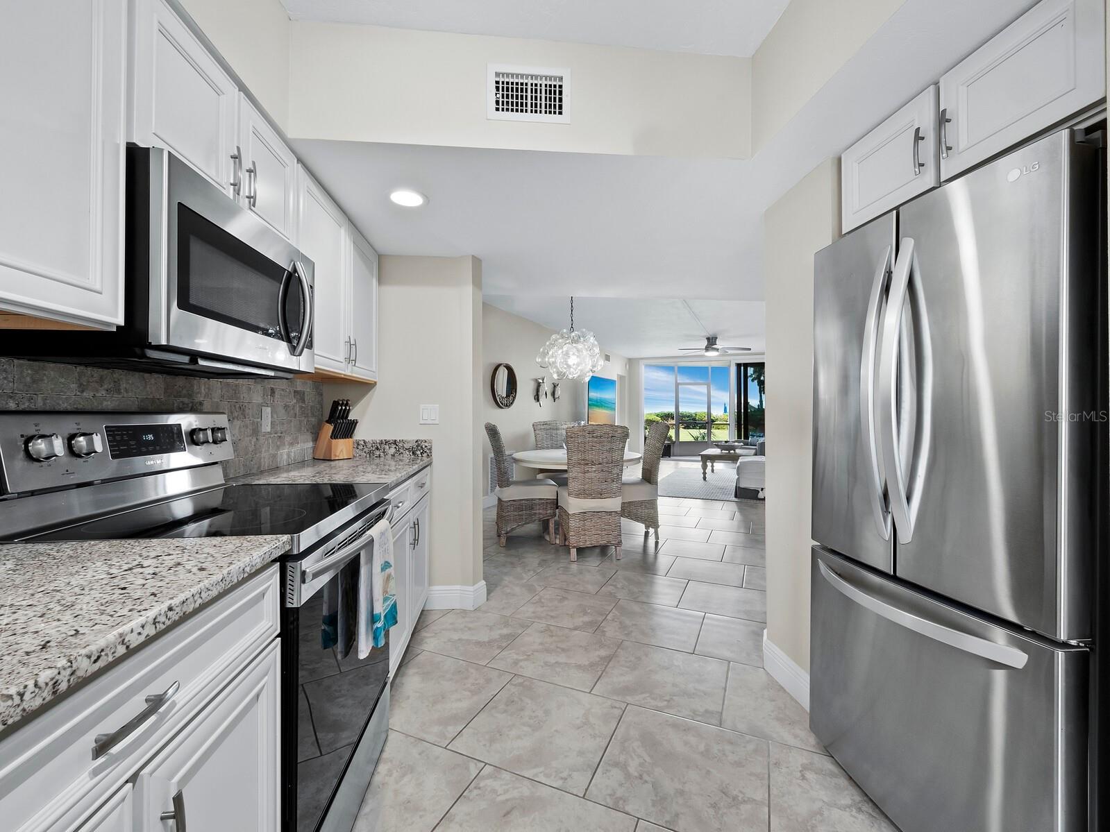 4825 Gulf Of Mexico Drive #105 Longboat Key FL 34228 - GULF OF MEXICO A4667044 image9