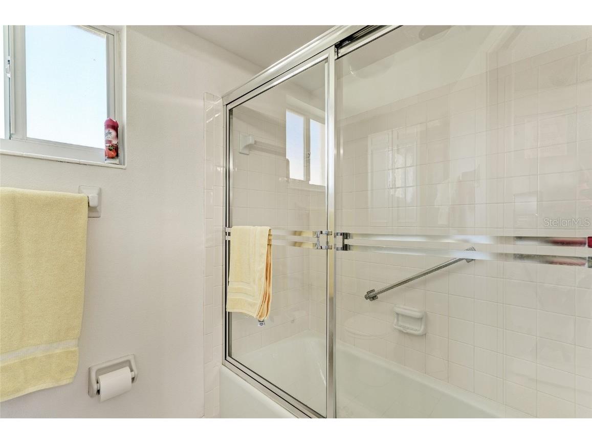 4825 Gulf Of Mexico Drive #201 Longboat Key FL 34228 A4651021 image16