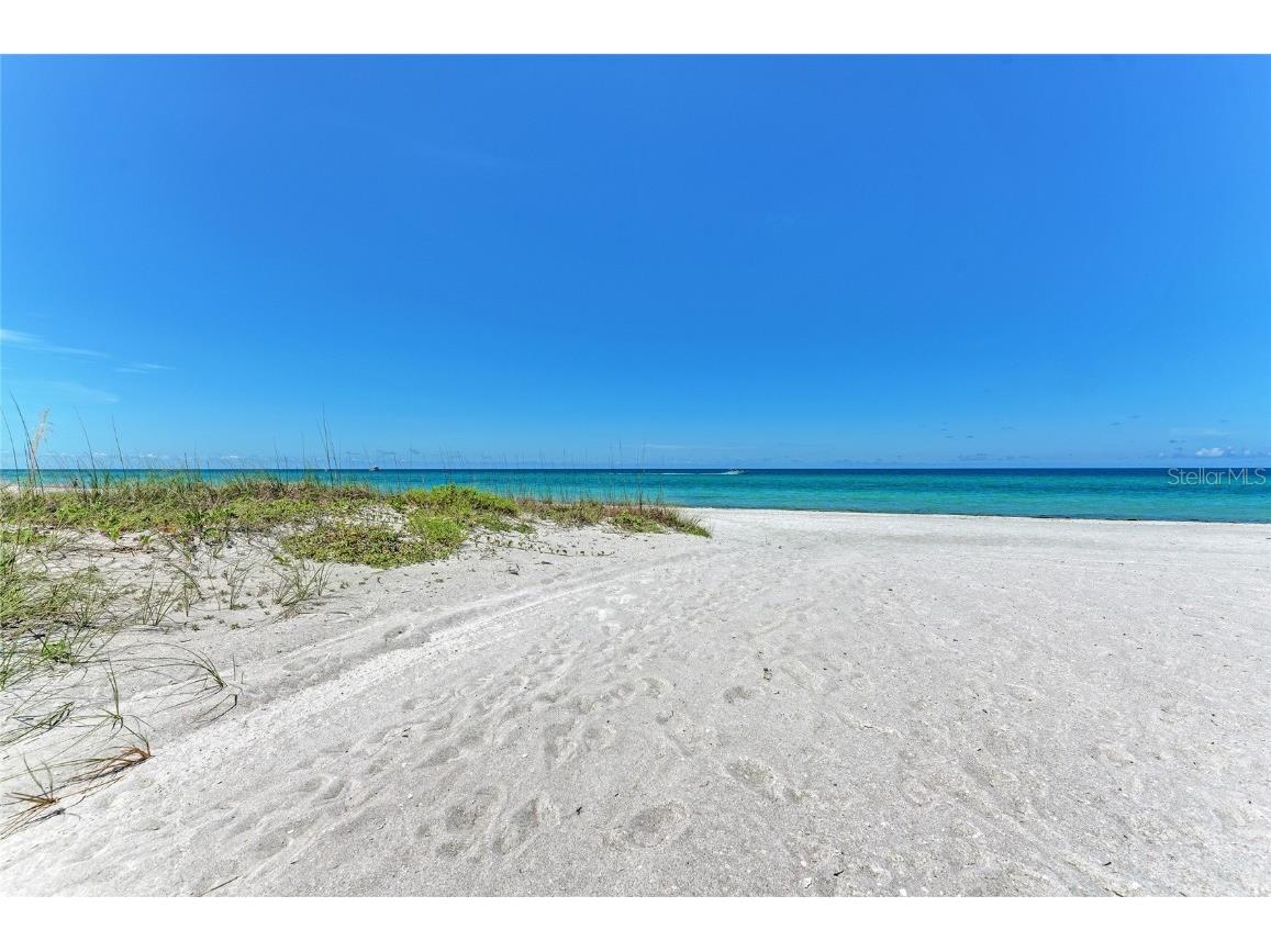 4825 Gulf Of Mexico Drive #201 Longboat Key FL 34228 A4651021 image39