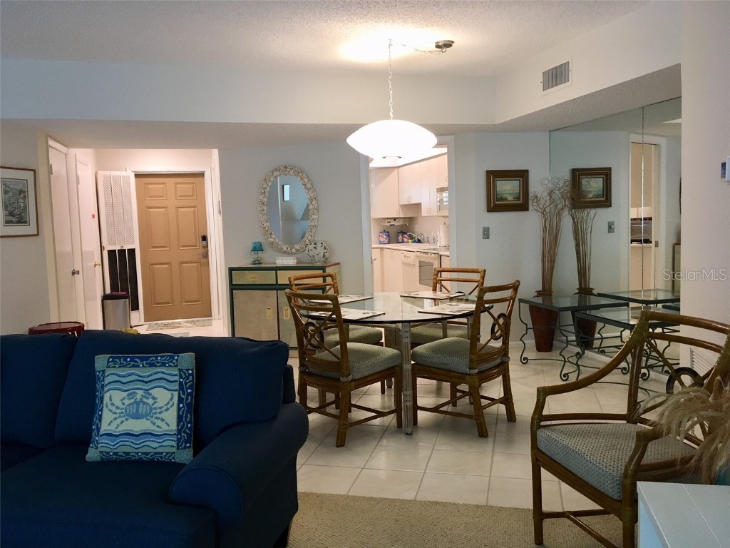 4825 Gulf Of Mexico Drive #201 Longboat Key FL 34228 A4651021 image4