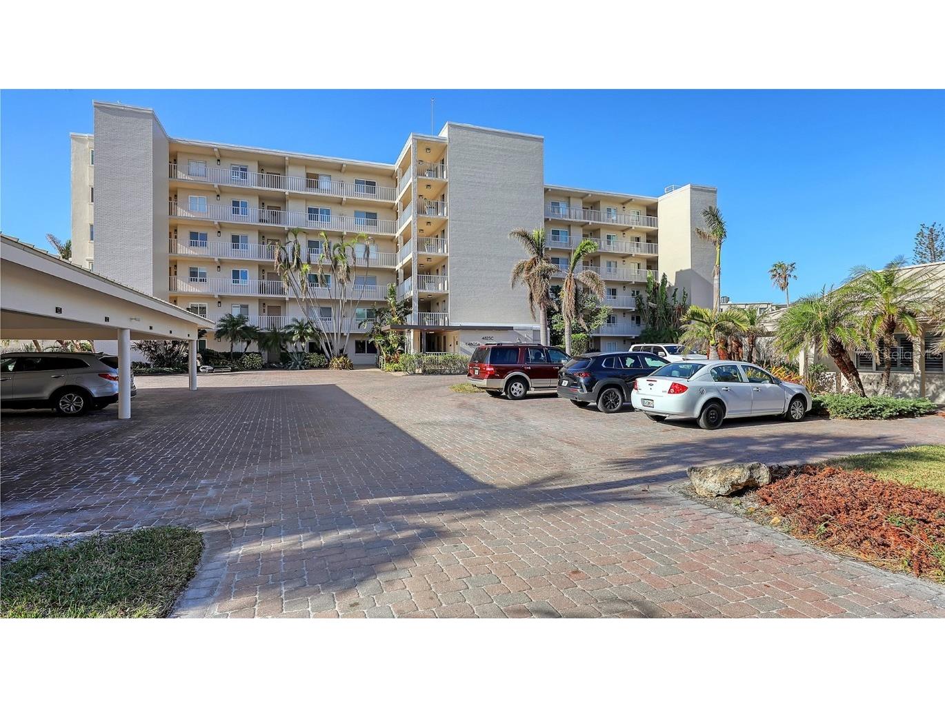 4825 Gulf Of Mexico Drive #303 Longboat Key FL 34228 - GULF OF MEXICO A4632063 image1