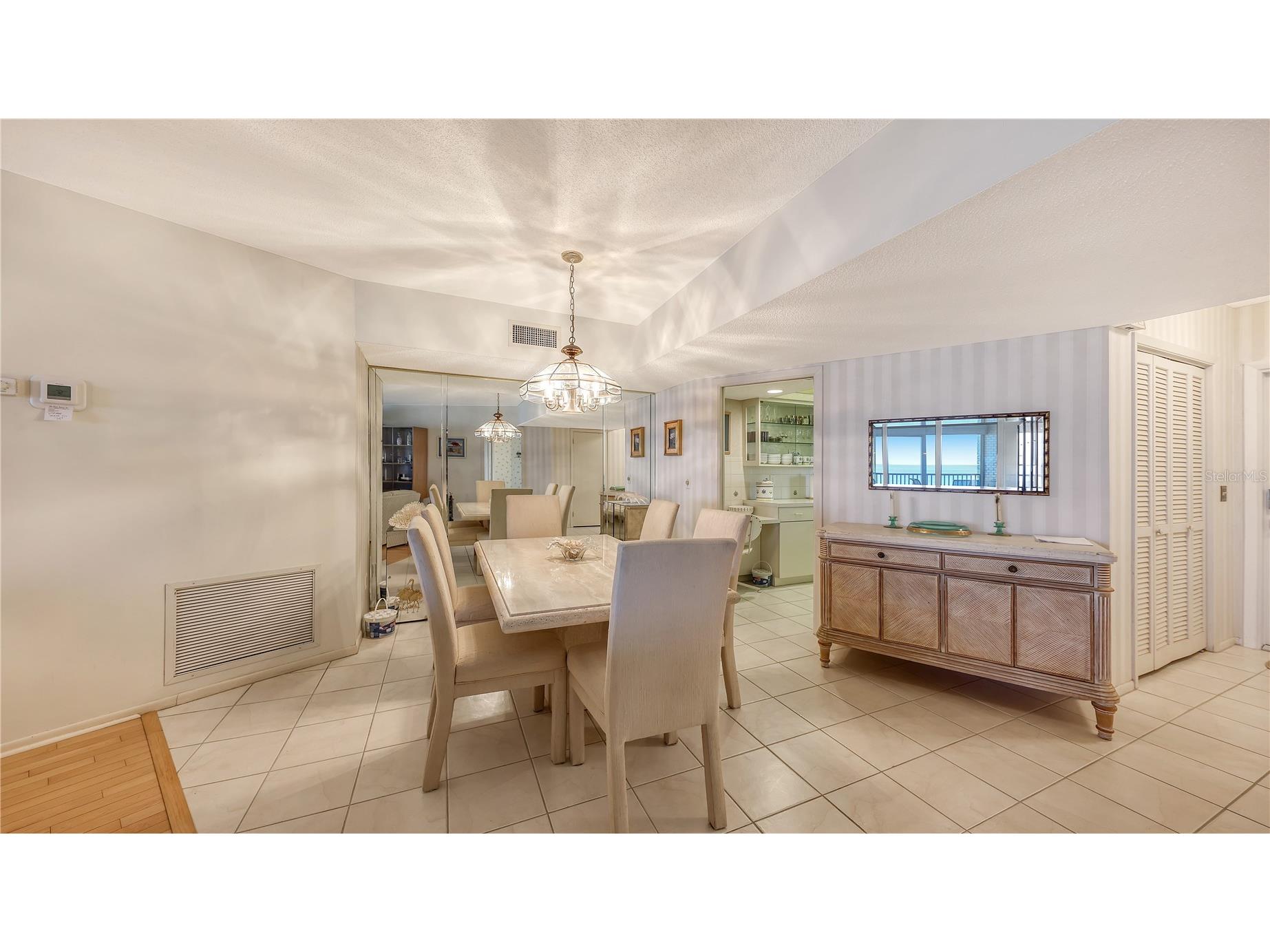 4825 Gulf Of Mexico Drive #504 Longboat Key FL 34228 - GULF OF MEXICO A4689724 image5