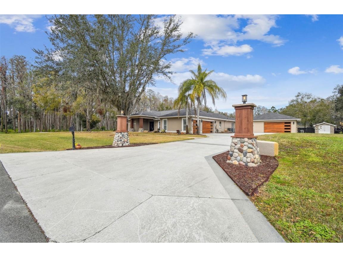 4825 Scott Road Lutz FL 33558 TB8336109 image1
