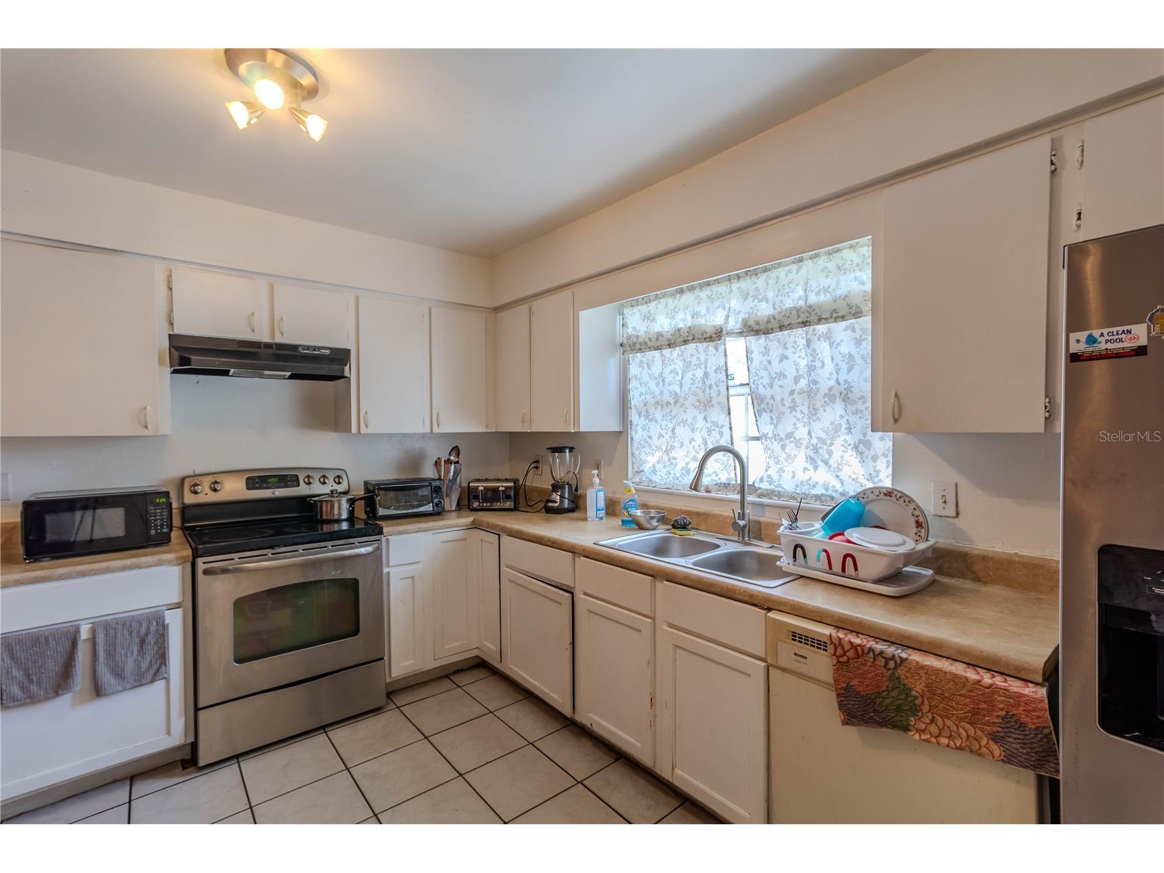 4825 Victory Drive Orlando FL 32808 O6380725 image8
