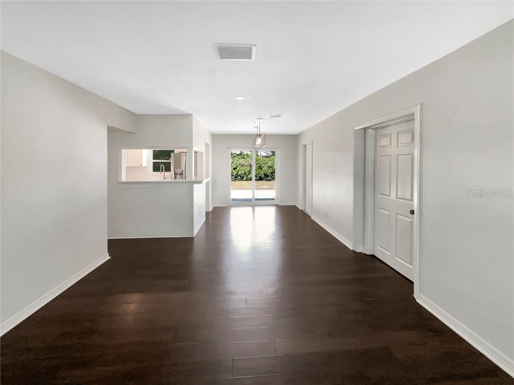 4825 W Bay Court Avenue Tampa FL 33611 TB8453427 image7