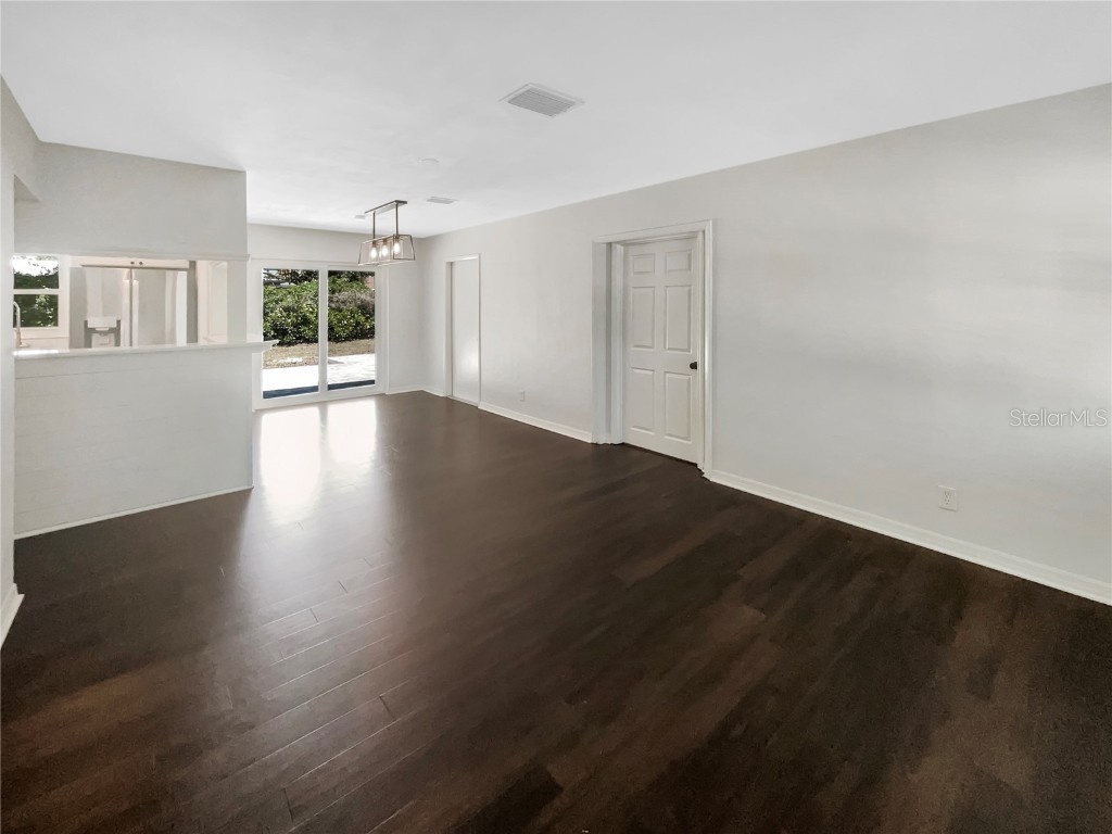 4825 W Bay Court Avenue Tampa FL 33611 TB8453427 image8