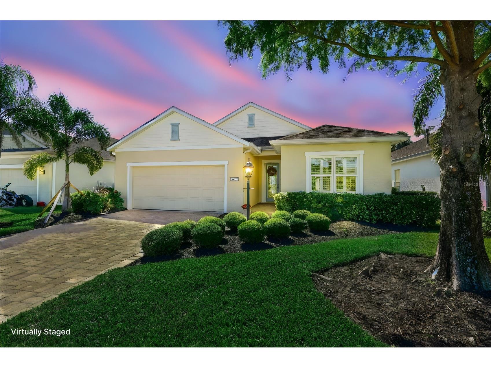 4826 Lake Breeze Terrace Sarasota FL 34243 A4665960 image1