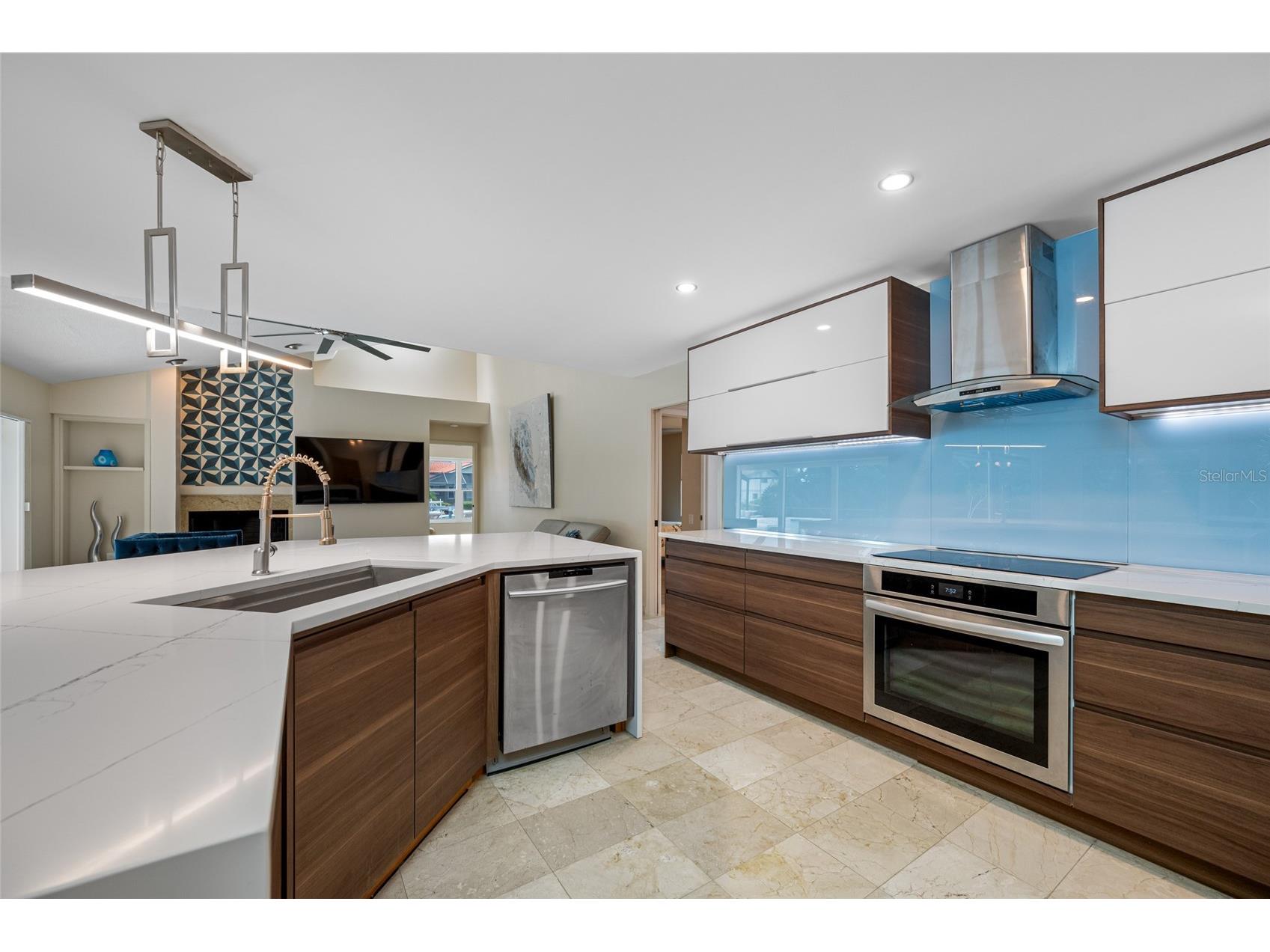 4826 Longwater Way Tampa FL 33615 TB8408850 image27