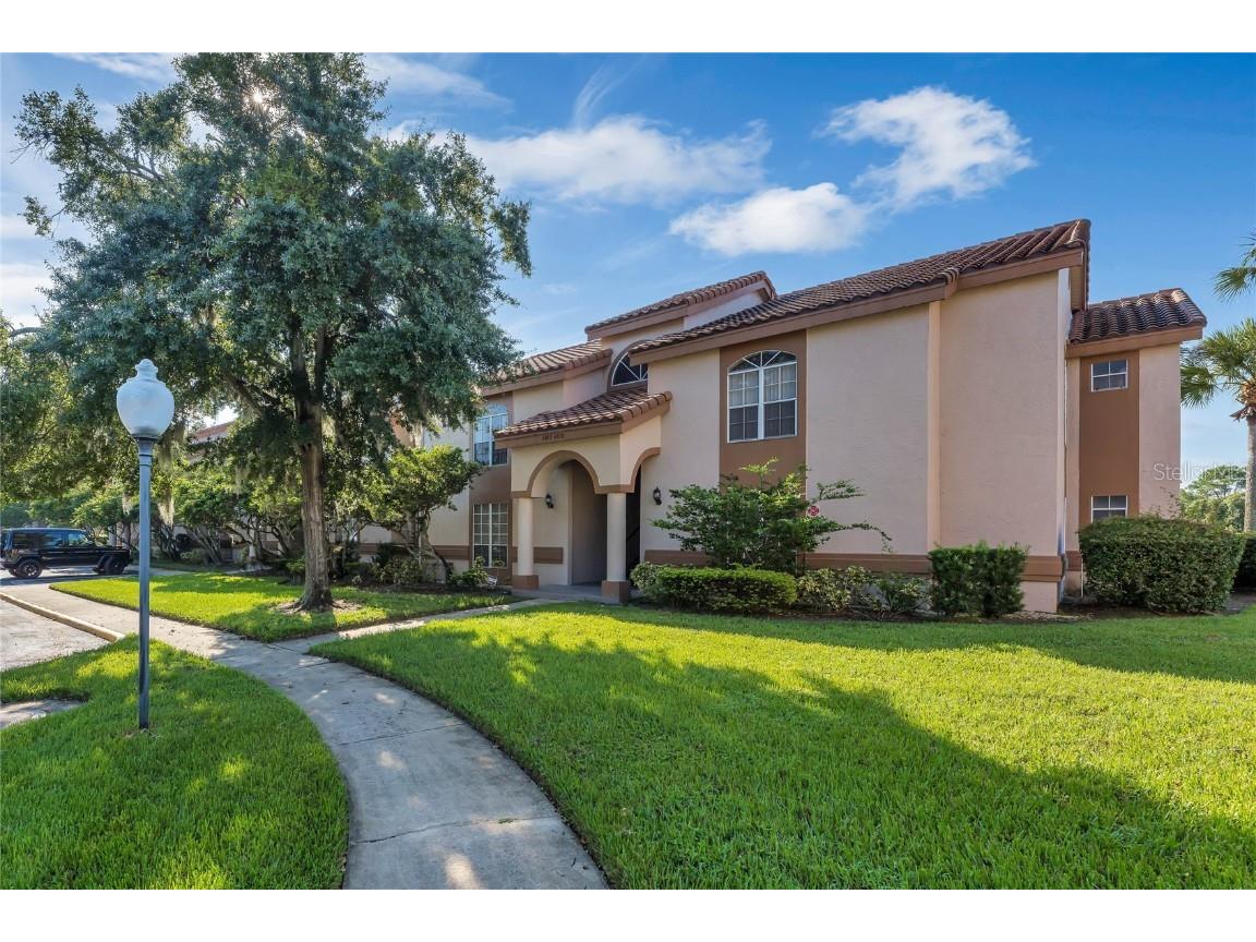 4826 Normandy Place #D-204 Orlando FL 32811 TB8308917 image1