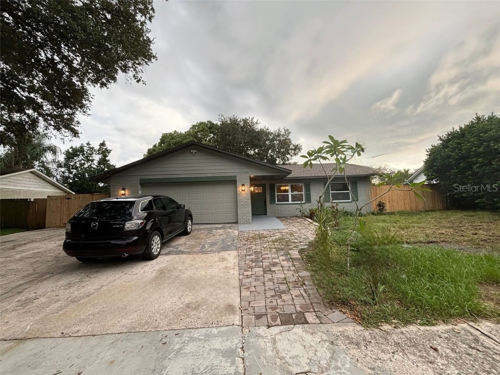4826 Presidential Street Seffner FL 33584 T3553065 image1