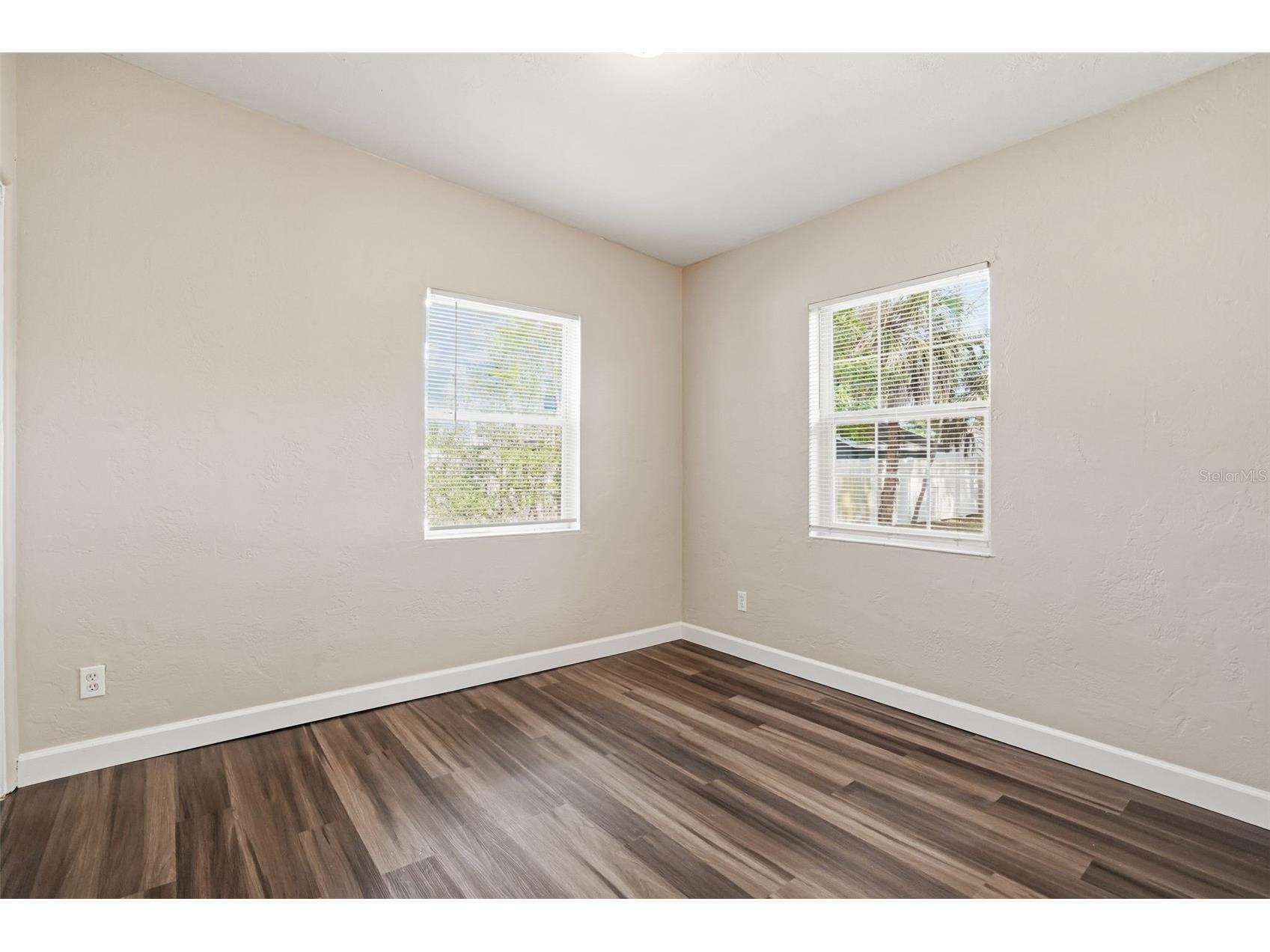 4826 S 8th Avenue S Saint Petersburg FL 33711 O6409763 image16