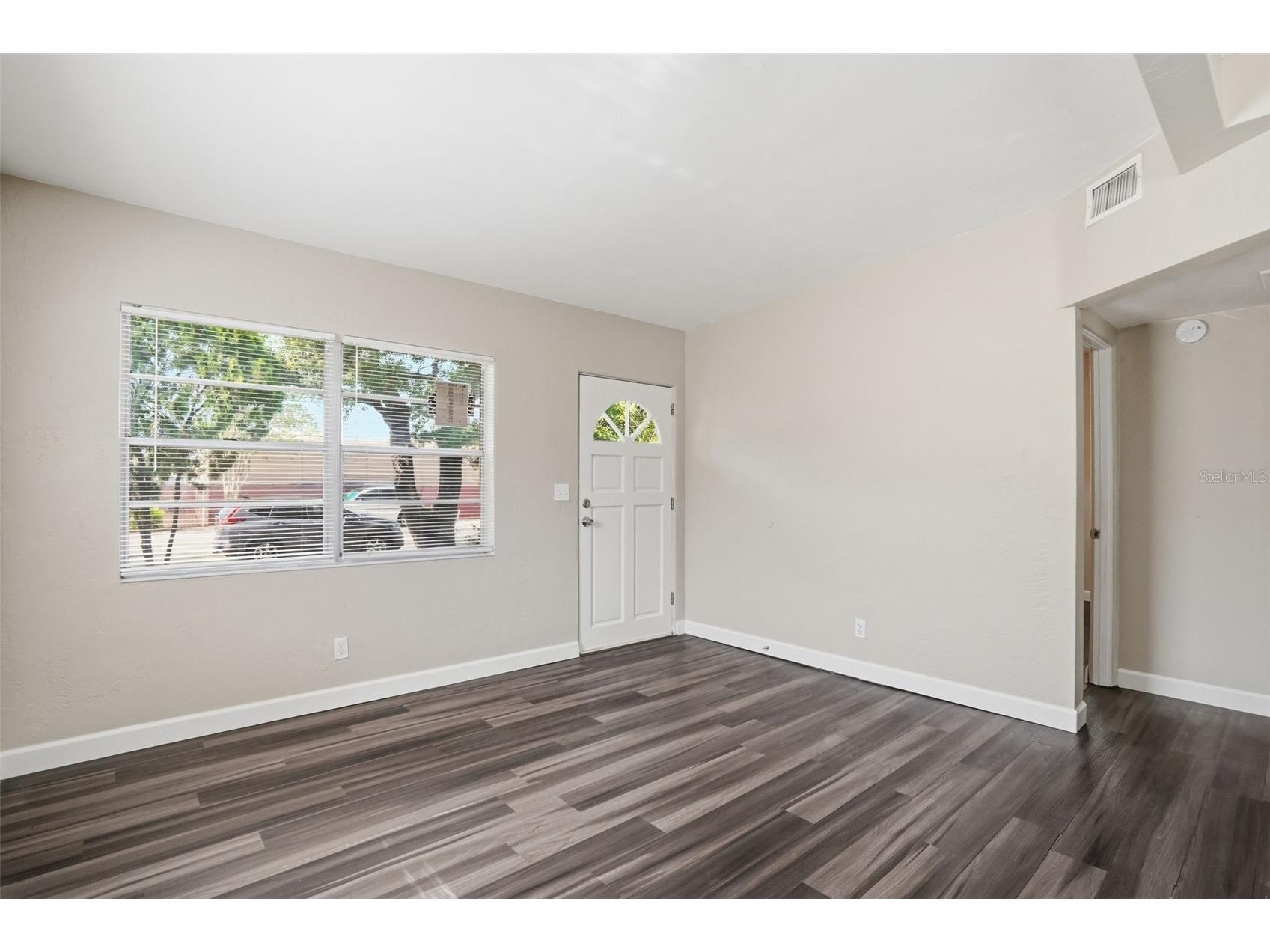 4826 S 8th Avenue S Saint Petersburg FL 33711 O6409763 image7