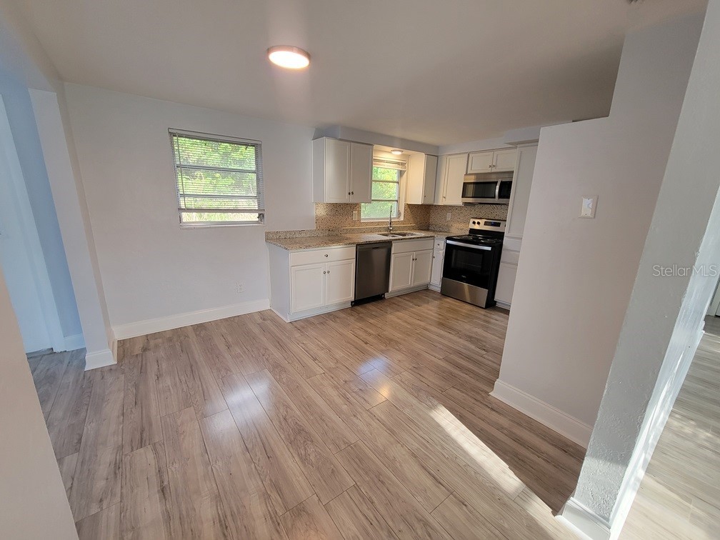 4827 Aegean Avenue Holiday FL 34690 W7881509 image6