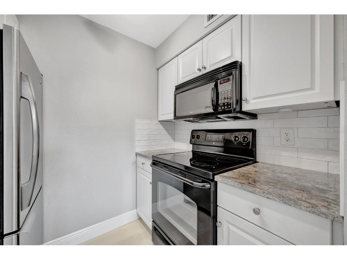 4827 Coquina Key Drive SE #B Saint Petersburg FL 33705 TB8438118 image14