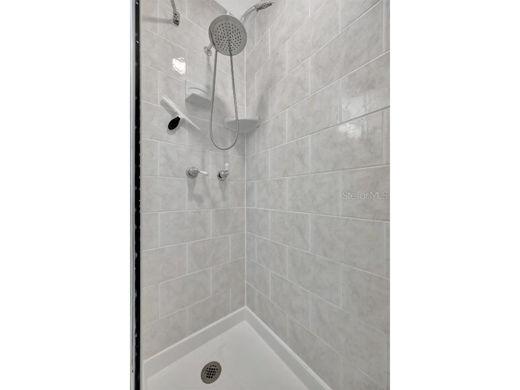 4827 Coquina Key Drive SE #B Saint Petersburg FL 33705 TB8438118 image23