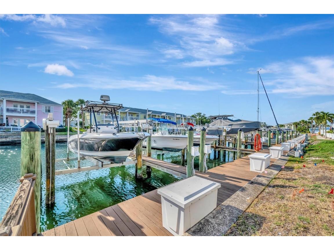 4827 Coquina Key Drive SE #B Saint Petersburg FL 33705 TB8438118 image35