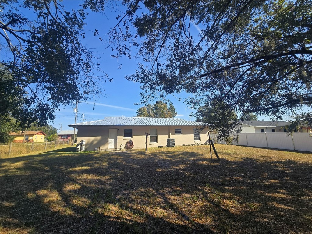 4827 Myrick Avenue Bowling Green FL 33834 A4672802 image3