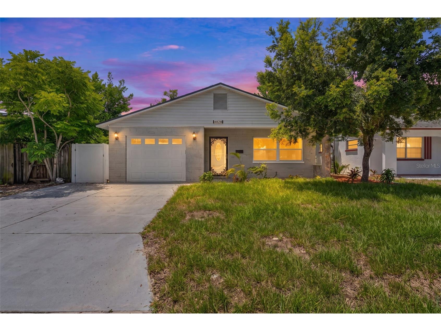 4828 22nd Avenue N Saint Petersburg FL 33713 TB8527929 image1