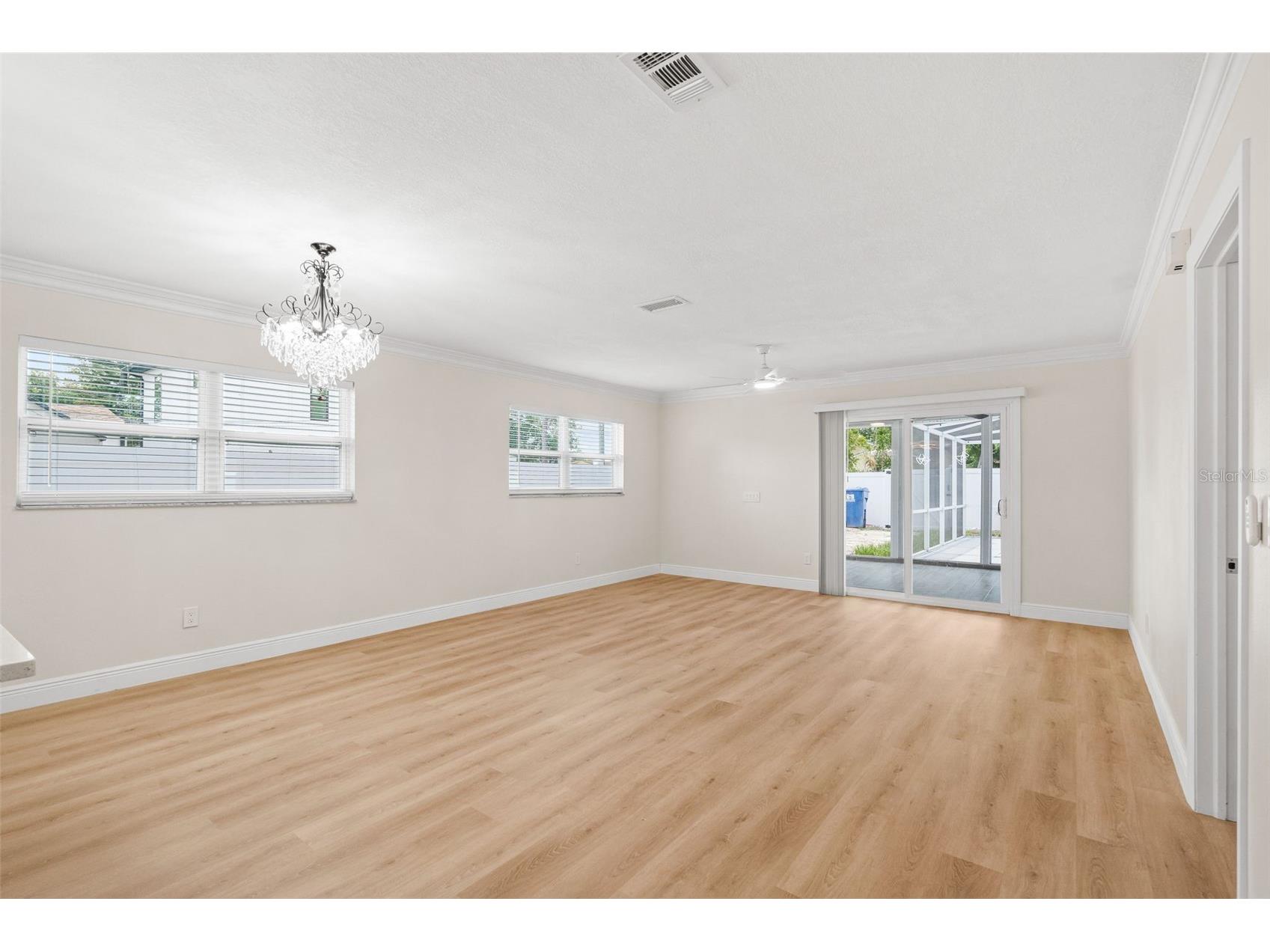 4828 22nd Avenue N Saint Petersburg FL 33713 TB8527929 image17