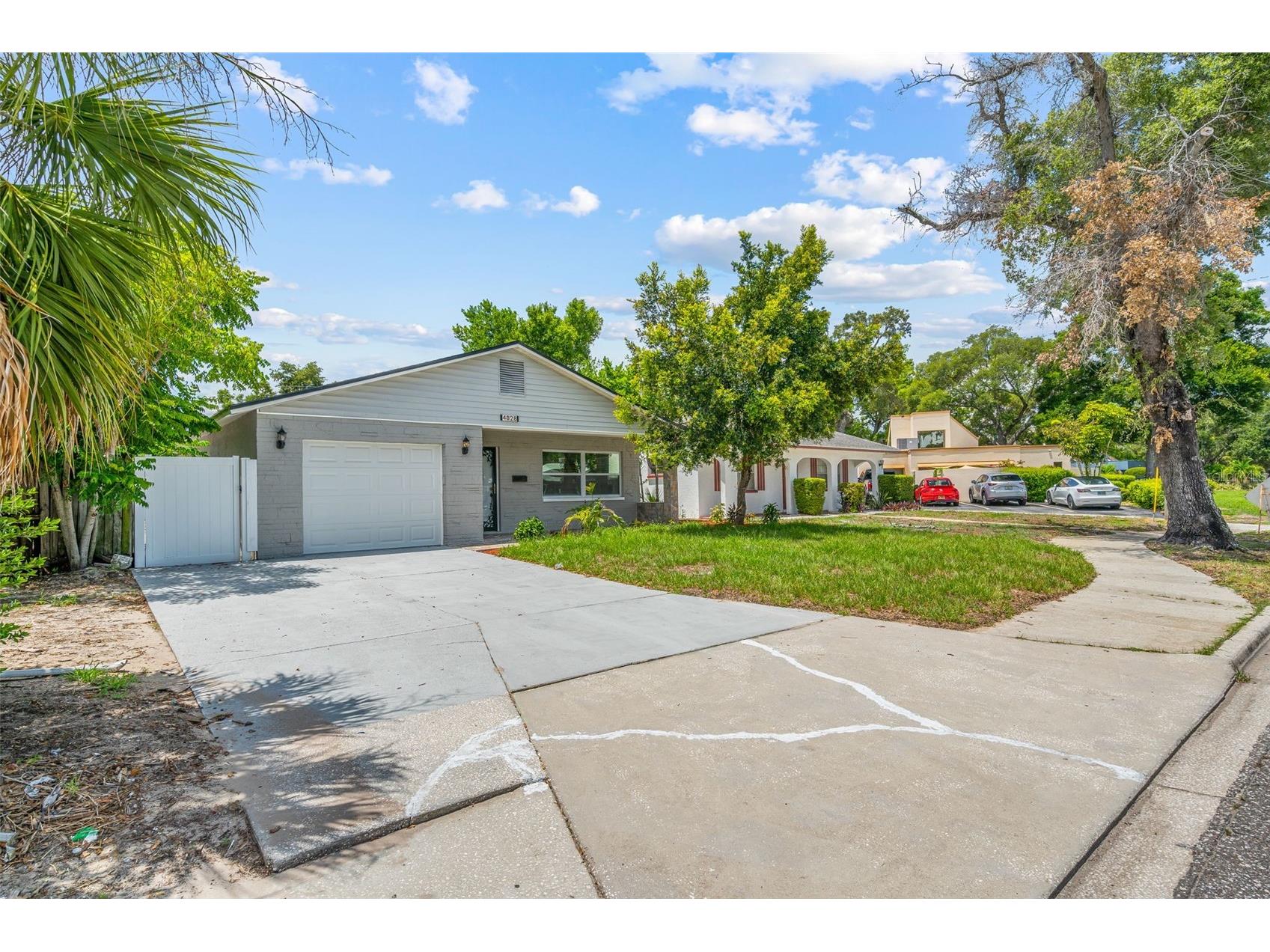 4828 22nd Avenue N Saint Petersburg FL 33713 TB8527929 image3