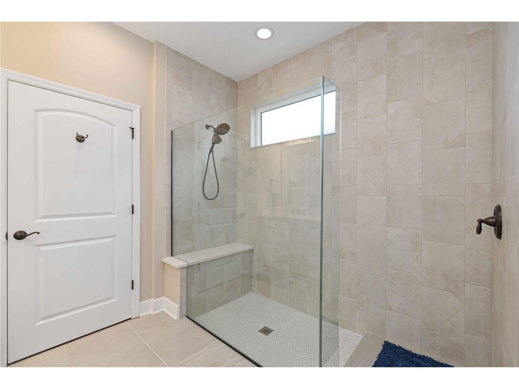 4828 Antrim Drive Sarasota FL 34240 A4680038 image23