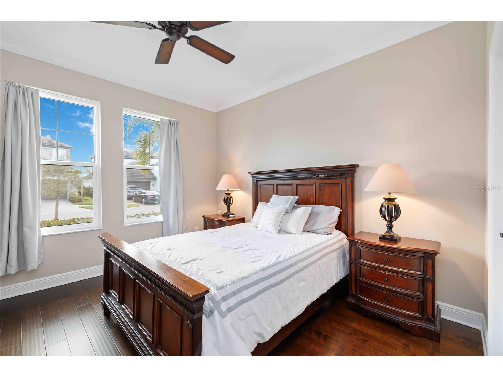 4828 Antrim Drive Sarasota FL 34240 A4680038 image24