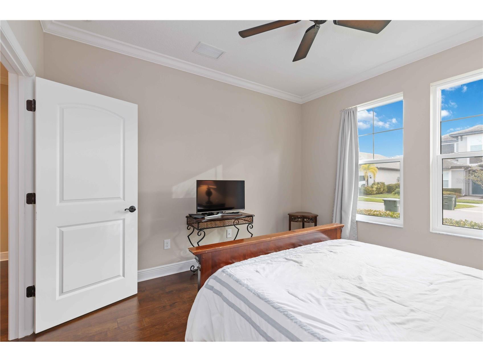 4828 Antrim Drive Sarasota FL 34240 A4680038 image26