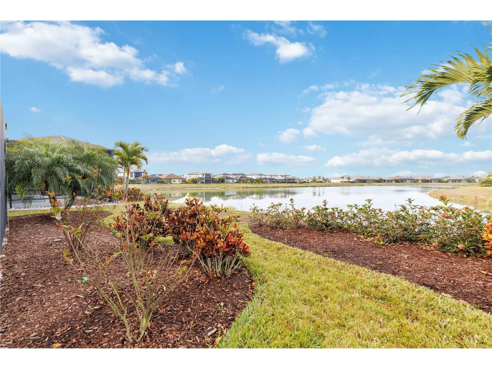 4828 Antrim Drive Sarasota FL 34240 A4680038 image46