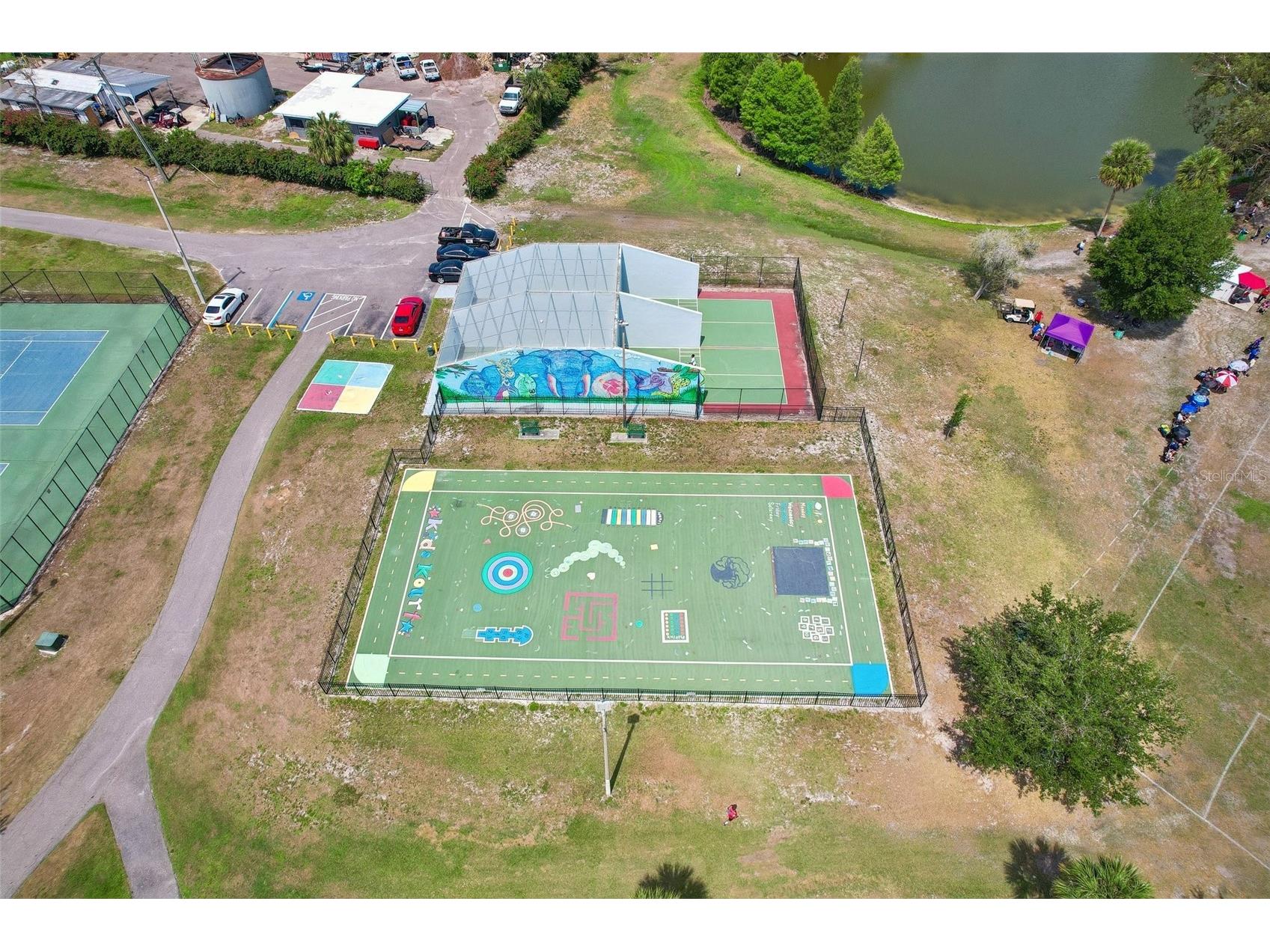 4828 Grove Point Drive Tampa FL 33624 TB8506985 image41