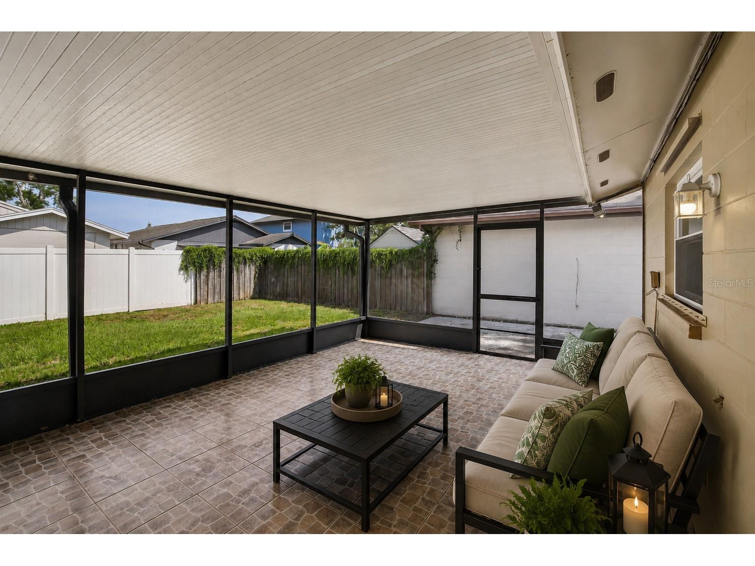 4828 Grove Point Drive Tampa FL 33624 TB8506985 image6