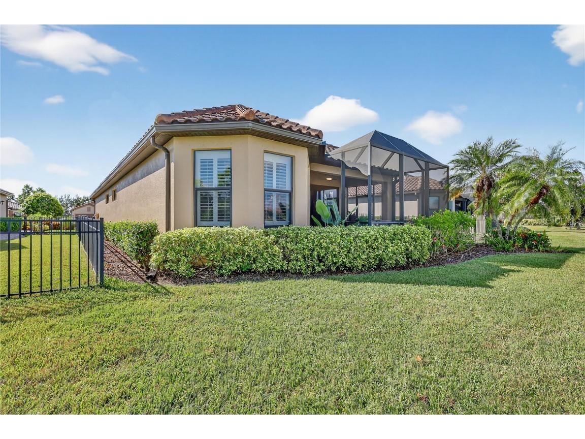 4828 Heinman Cove Palmetto FL 34221 A4666202 image6