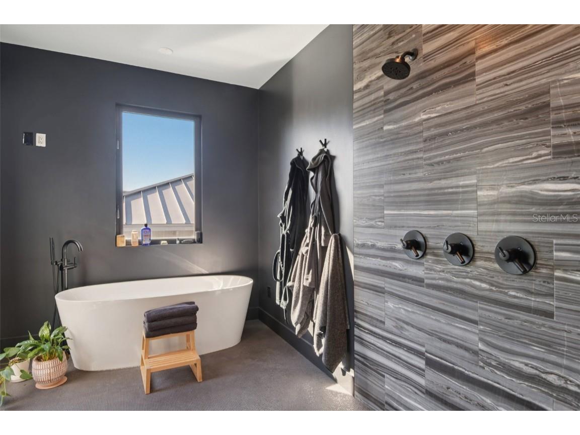 4828 W Flamingo Road Tampa FL 33611 - FLAMINGO CANAL TB8442646 image38