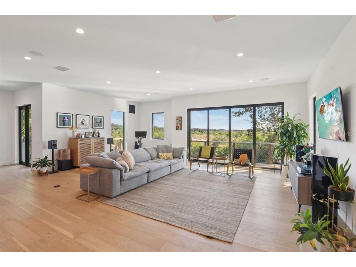 4828 W Flamingo Road Tampa FL 33611 - FLAMINGO CANAL TB8442646 image9