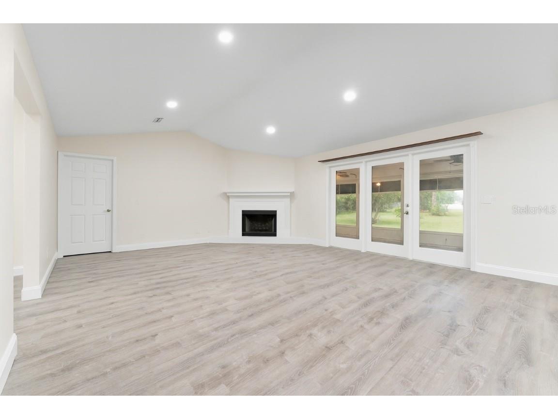 4829 NE 60th Terrace Silver Springs FL 34488 TB8454566 image6