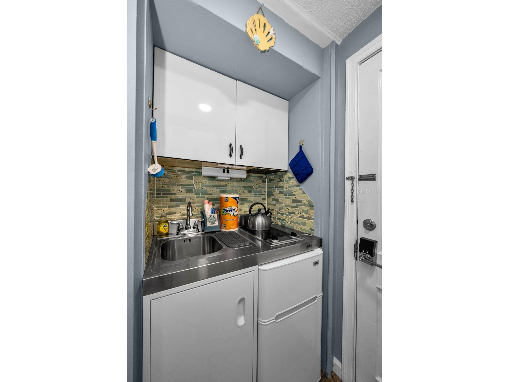 483 E Shore Drive #A4 Clearwater Beach FL 33767 - GULF INTERCOASTAL TB8515259 image23