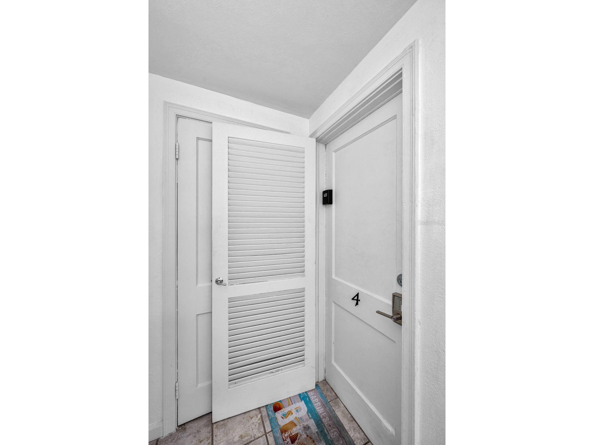 483 E Shore Drive #A4 Clearwater Beach FL 33767 - GULF INTERCOASTAL TB8515259 image4