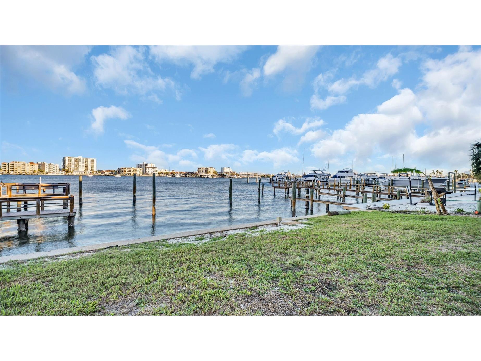 483 E Shore Drive #D3 Clearwater Beach FL 33767 TB8323285 image16