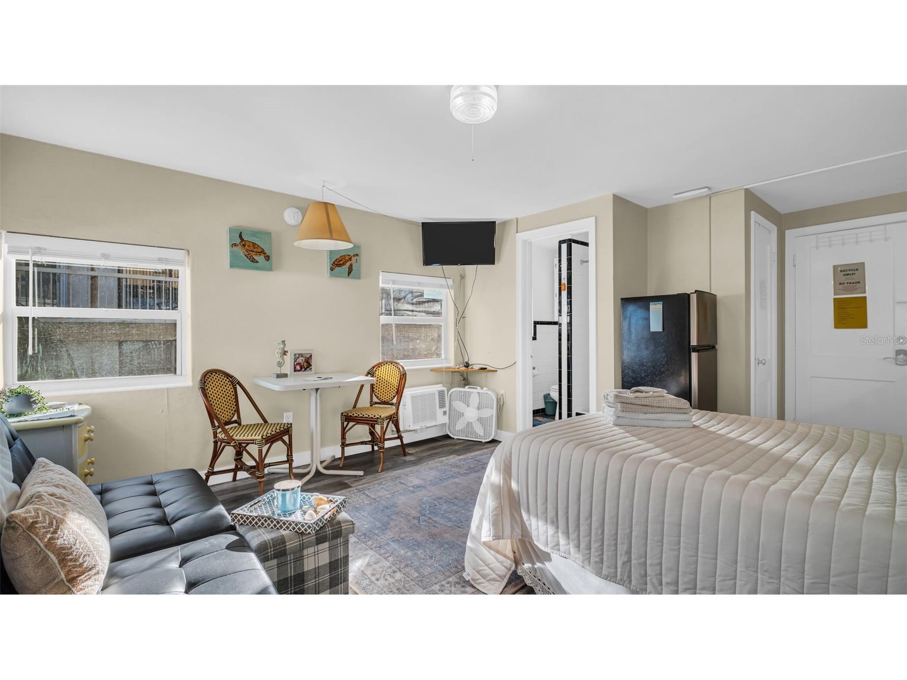 483 E Shore Drive #D3 Clearwater Beach FL 33767 TB8323285 image5