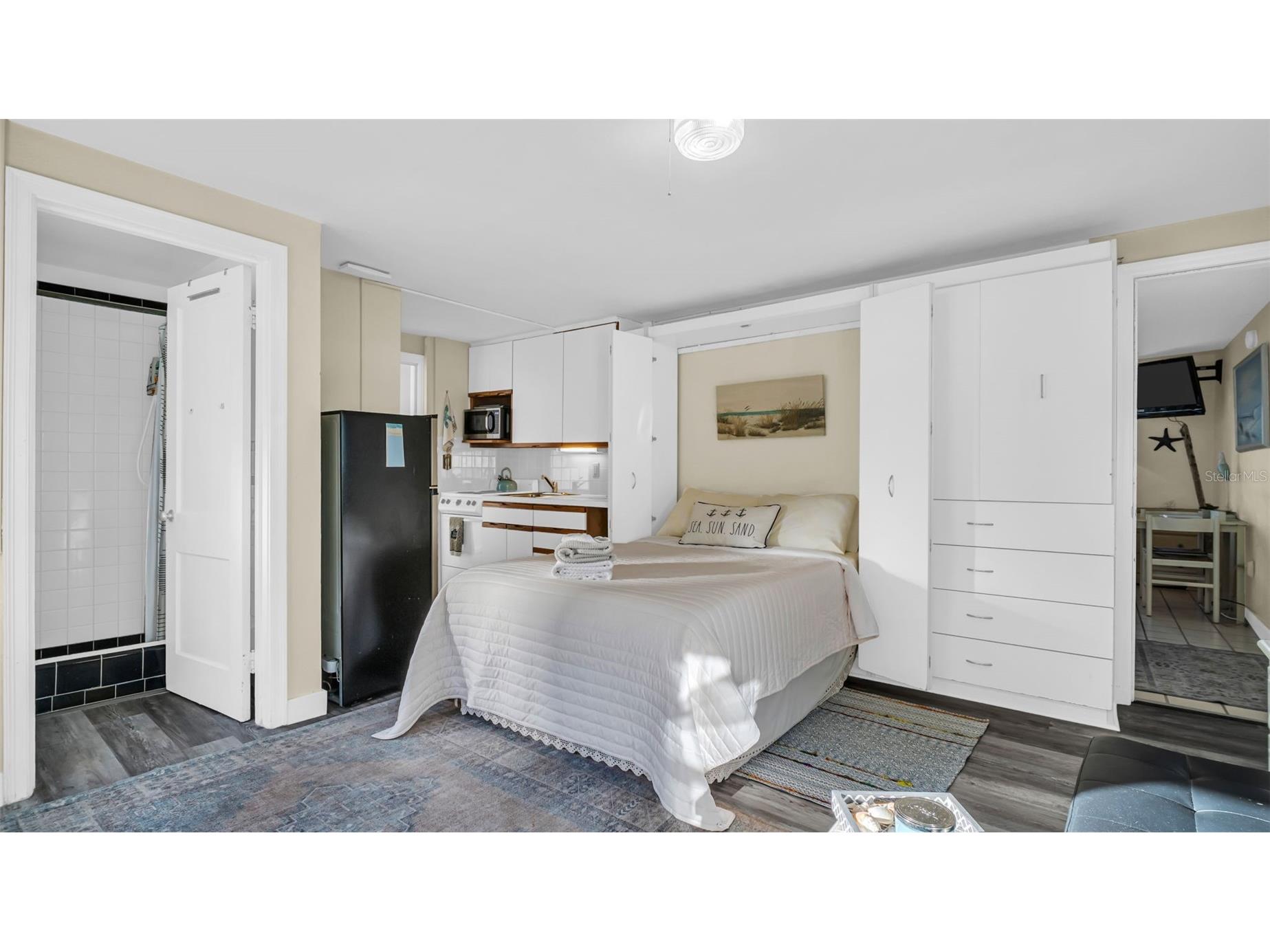 483 E Shore Drive #D3 Clearwater Beach FL 33767 TB8323285 image7