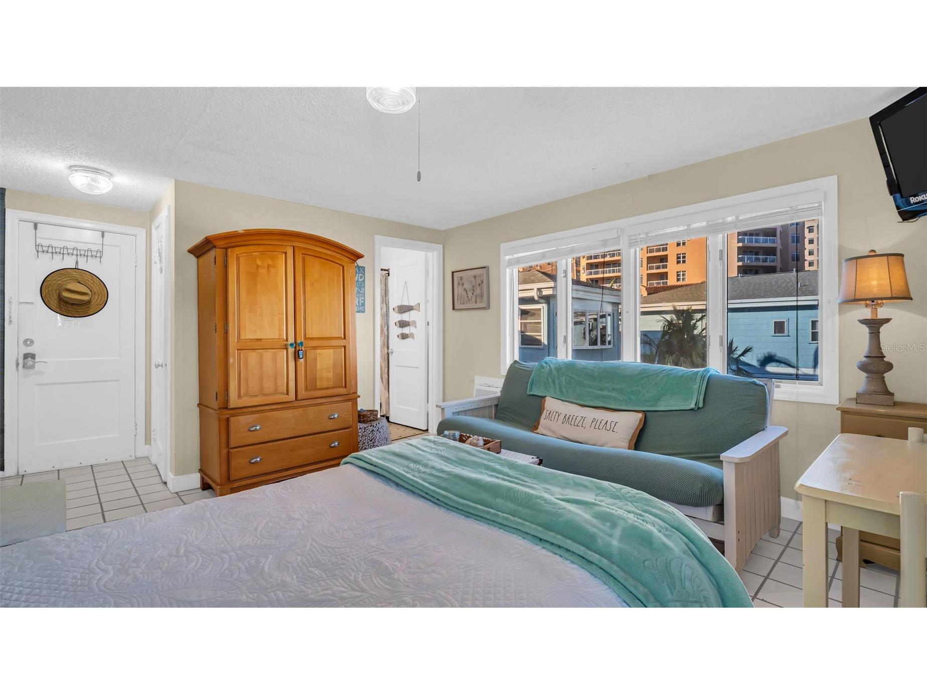 483 E Shore Drive #D4 Clearwater Beach FL 33767 TB8324035 image4