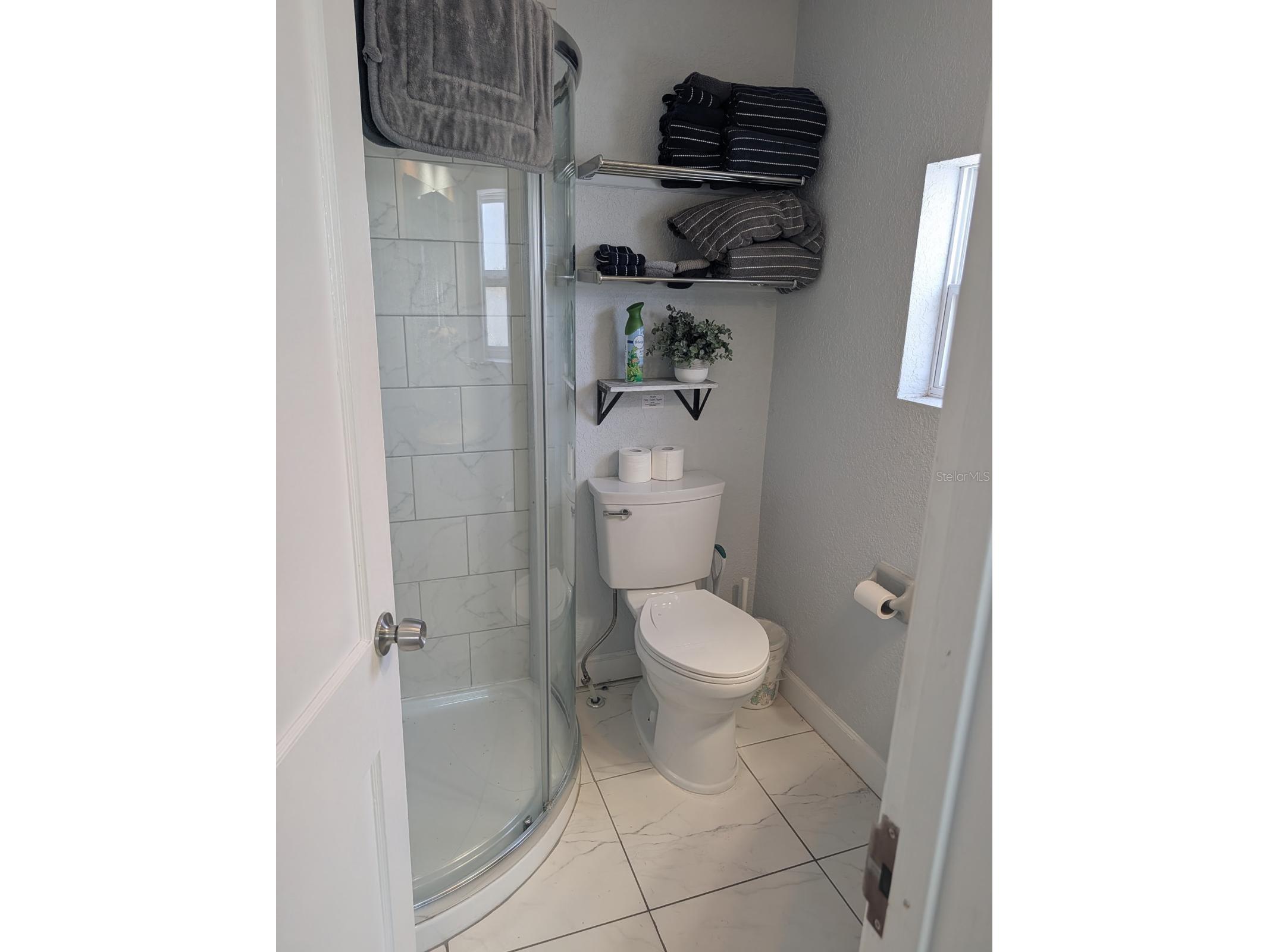 483 E Shore Drive #D6 Clearwater Beach FL 33767 - INTRA-COASTAL WATERWAY TB8528393 image12
